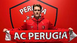 Il Perugia parla olandese: preso Bolsius, jolly offensivo del Sorrento. Gaucci aspetta notizie da Trapani per Kirwan