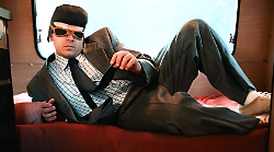 Tony Pitony sul palco di Comics: l'annuncio suscita attesa e solleva grandi polemiche per i suoi testi