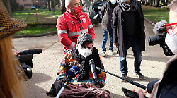 Cannabis contro i dolori, aiutava De Benedetto a coltivare la piantagione utile per sopravvivere: annullata la condanna all'amico