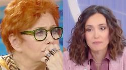 Caterina Balivo in lacrime per Maria Rita Parsi a La Volta Buona: "Cara prof, grazie per tutto quello che hai fatto"
