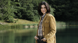 Una Nuova Vita va in onda stasera su Canale 5: scopri le anticipazioni del nuovo episodio tra misteri e segreti