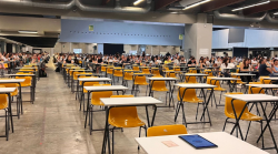 Maxi concorso docenti Pnrr: sorridono i prof di matematica