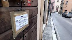 Troppi clienti, chiuso il locale: sigilli al The Zoo di via Alessi. Il titolare: "Nessun problema di sicurezza"