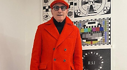 Ciccio Graziani innamorato del panno di Casentino: "Mi fermano per una foto e per il cappotto"