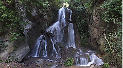 Cascate del fiume Menotre: come raggiungerle e dove ammirare il "velo della sposa"