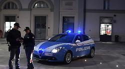 In stato confusionale si stende sui binari del treno: uomo salvato alla stazione di Fontivegge