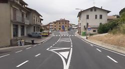 Perde il controllo dell&rsquo;auto e tampona una vettura in sosta: donna trasportata all&rsquo;ospedale di Citt&agrave; di Castello