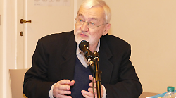 Luca Berti l'uomo che scava nel passato e lo divulga. "Sogno una grande Storia della citt&agrave; e del territorio, ma il ceto dirigente non &egrave; interessato"