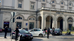 Molesta e costringe un minorenne a toccargli le parti intime: scatta l'arresto per un 45 enne 