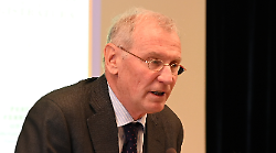 Referendum giustizia, Zanon: "Vi spiego la riforma. Tre ragioni per il s&igrave;". Il vicepresidente emerito della Corte costituzionale intervenuto a Perugia