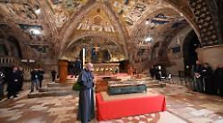 Francesco vive e la volta di Giotto ne avvolge le spoglie: il racconto del nostro tour in anteprima | FOTO E VIDEO