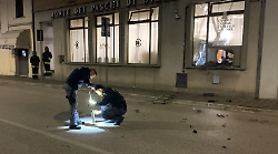 Notte di paura a Santa Maria degli Angeli: ordigno non esplode e fallisce l&rsquo;assalto al bancomat 