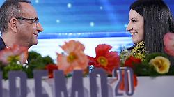 Sanremo 2026, la prima serata stasera in tv marted&igrave; 24 febbraio: co-conduttori, super ospiti e chi canta. Le anticipazioni