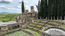 Umbria segreta: scopri la Scarzuola, il sogno di Tomaso Buzzi nel luogo dove preg&ograve; San Francesco