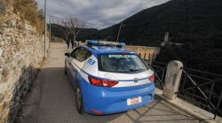 Furti e utilizzo indebito di carte: arrestato un 24enne dalla polizia di stato