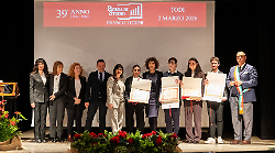 Quattro studenti di Todi premiati con le borse di studio Franco Todini: la cerimonia di consegna