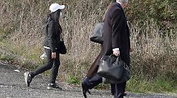 Femminicidio Sula, la madre di Mark Samson al processo: "Mi ha detto di averla uccisa. C'era tanto sangue, l'ho aiutato a pulire tutto"