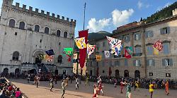 Una bandiera per Francesco, arte e tradizione si incontrano all'ex refettorio del convento