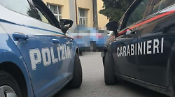 Preso in giro e ricoperto di insulti mentre va a scuola: ammonimento del questore per cinque bulli