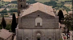 Parte il restauro del complesso di san Fortunato. Tra gli interventi la riqualificazione dell&rsquo;ingresso e la ripavimentazione del chiostro