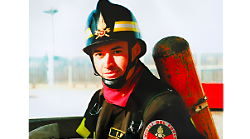 Vigile del fuoco morto precipitando dal viadotto durante il servizio: un parco verde con il suo nome in citt&agrave;