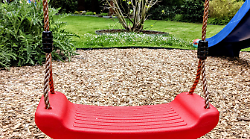 Spacciava cocaina in un parco frequentato da bambini: con s&eacute; aveva pi&ugrave; di 3.500 euro in contanti. Arrestato