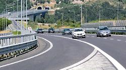 Esodo di Pasqua, stimati 60 milioni di veicoli su strade Anas. Quando conviene mettersi in viaggio e quando rientrare