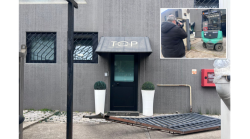 Assalto alla Top Gold in 6 minuti: si parla di 20 kg di oro trafugato. Auto usata come ariete, cassaforte esplosa con il gas