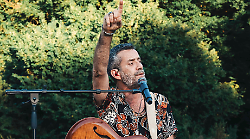 Altro colpo di Moon in June: a Tuoro sul Trasimeno arriva Daniele Silvestri. Il concerto il 18 luglio