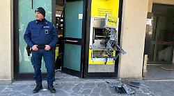 Assalto notturno al Postamat di Ponte Valleceppi: indagini in corso. &Egrave; il terzo in 10 giorni