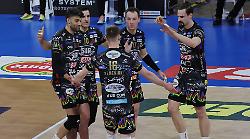 La Sir Susa Scai inizia bene, 3-1 su Piacenza in gara 1 di semifinale scudetto