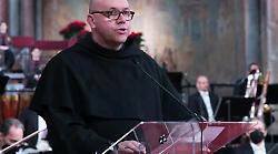 Fra Marco Moroni: "Speriamo in una pace vera". Fratoianni (Avs): "Ma l'Europa dov'&egrave;?"