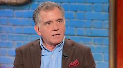 Fabio Ferrari  a Ciao Maschio: "Da bambino avevo tutto tranne i genitori. Con mio padre non mi parlai per anni"