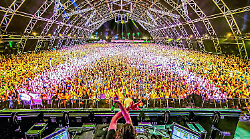 Coachella 2026: ecco il compenso ultramilionario a Justin Bieber.  I numeri da capogiro del festival pi&ugrave; virale e globale di sempre. E Katy Perry ruba la scena 