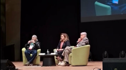 Festa di Scienza e Filosofia, Ovadia si racconta ai ragazzi: lo scrittore ha partecipato all&rsquo;incontro con le scuole