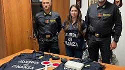 Terni, nel Suv 2 chili di droga purissima nascosta in una scatola di scarpe: valore di oltre 300 mila euro