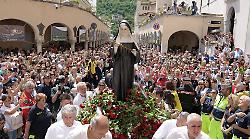 Fedeli di Santa Rita da tutto il mondo per chiedere la pace