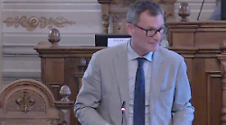 "Piscina coperta entro il 2027". L'assessore Cesaro risponde al Pd sul progetto per l'impianto comunale