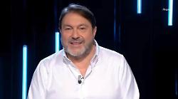 Report stasera in tv su Rai 3, le inchieste: dall'inquinamento nei porti al risiko internazionale