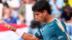 Chi &egrave; Adolfo Daniel Vallejo, il giovane talento paraguaiano avversario di Flavio Cobolli a Madrid