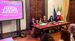 La parit&agrave; di genere in 60 eventi. Presentata l'iniziativa a Palazzo Donini:  festival a Perugia dal 4 al 9 maggio