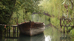 Le Fonti del Clitunno, il luogo da visitare in Umbria in primavera: storie e leggende