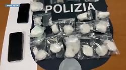 Il video della cocaina trovata nel casolare e sequestrata prima dello spaccio di Capodanno