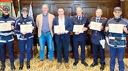 Gualdo Tadino, agenti di polizia locale a lezione di difesa personale con il maestro Carlotti