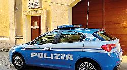 Foligno, cade dalla finestra, è gravissimo: un indagato per omissione di soccorso