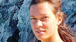 La vita sfregiata di Melissa: "Mamma da tre anni e non ho mai visto il volto di mia figlia"