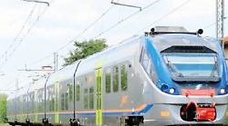 In 150 bloccati in treno per due ore per guasto alla linea