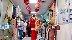 Babbo Natale al Chianelli per tutti i bambini: scopri la tradizionale festa e la consegna dei doni in Oncoematologia pediatrica