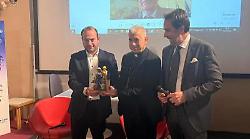 Terni, terza edizione per la raccolta "Valore artigiano": 20 nuove storie con i testi di Giuseppe Magroni e le foto di Alberto Mirimao