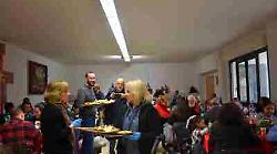 La solidariet&agrave; a Natale raddoppia.&nbsp;Il vescovo Soddu: "Abbiamo avuto l&rsquo;occasione di condividere il pasto in fraternit&agrave; come in una grande famiglia